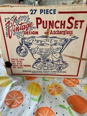 Vintage Anchor Hocking 27-Piece Punch Set Box